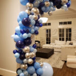 Organic garland, interior, blue, navy, silver