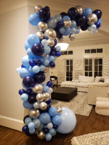 Organic garland, interior, blue, navy, silver