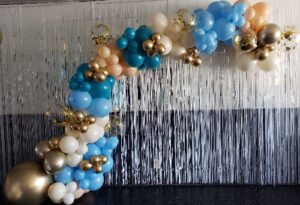 Balloon decor creations by Maxballoonart